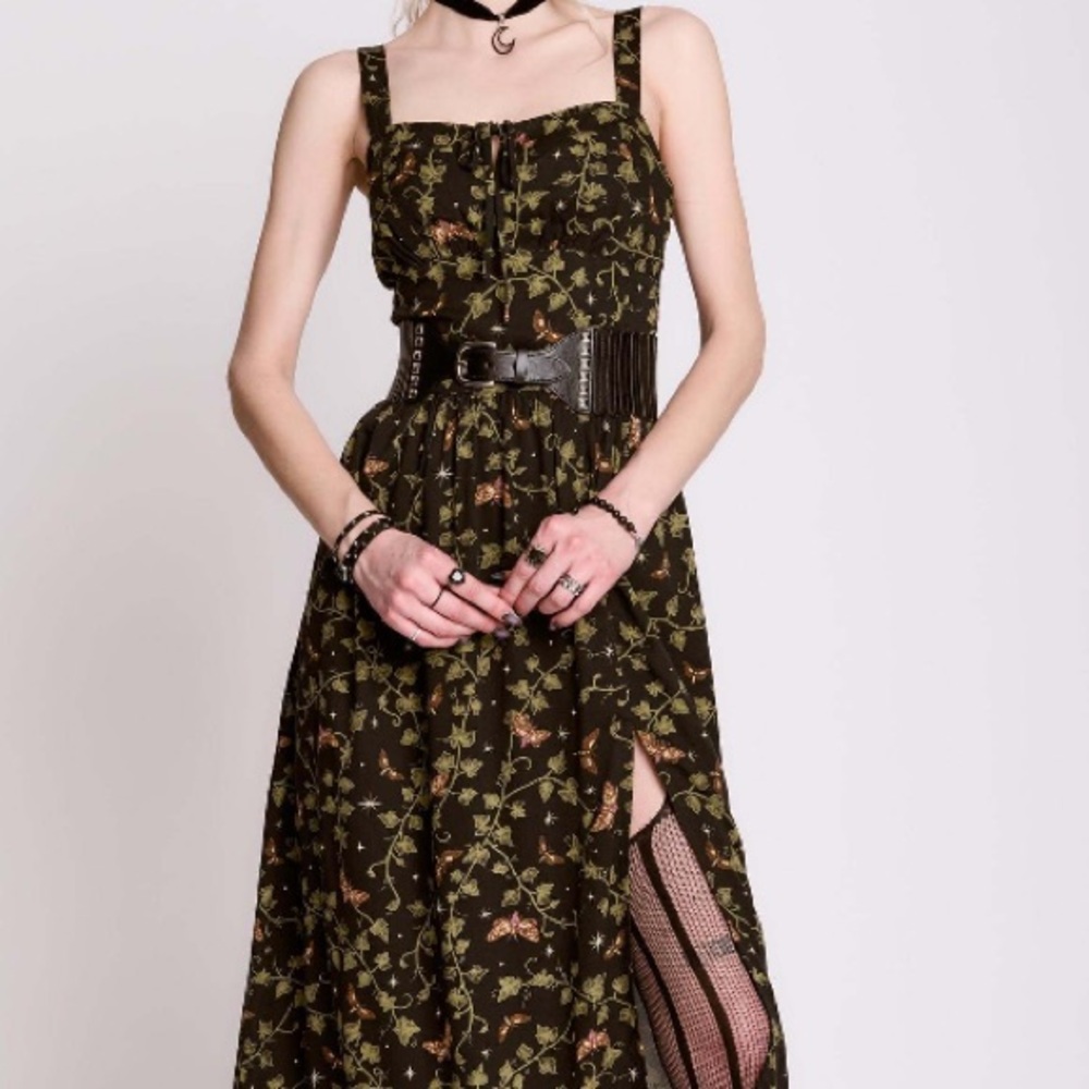 Creeping Ivy Dress Midnight Hour